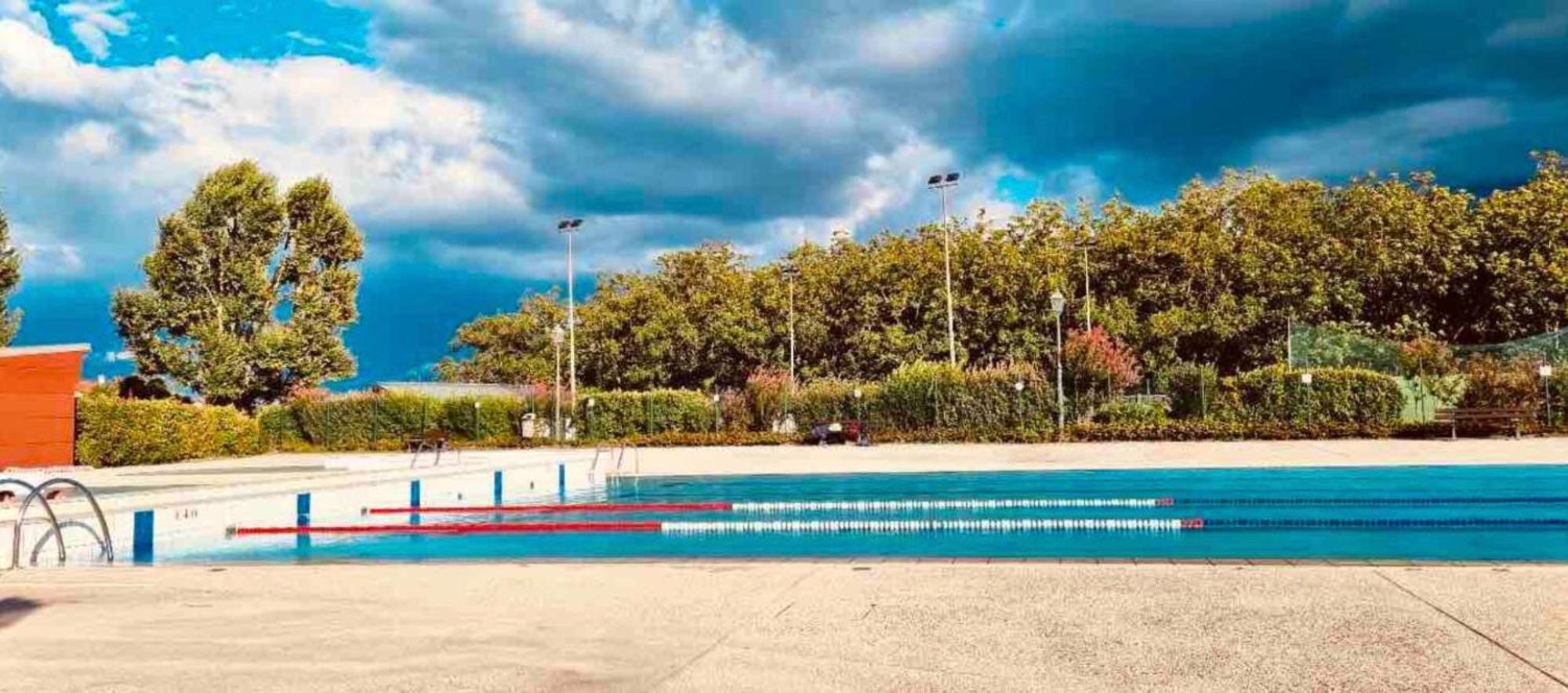 Appart'Hotel Chaleureux Au Coeur De Tullins - Le Roitelet Exterior foto